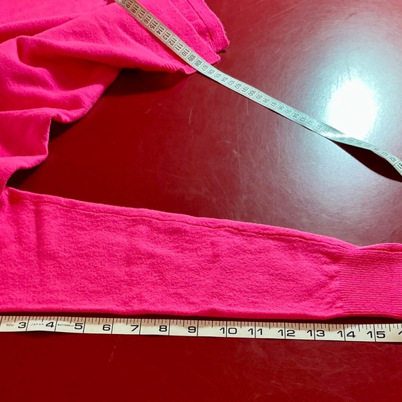 Lilly Pulitzer Sweater S/M Neon Pink 100% Cashmere Oversized Cozy V Neck Womens - Picture 6 of 16